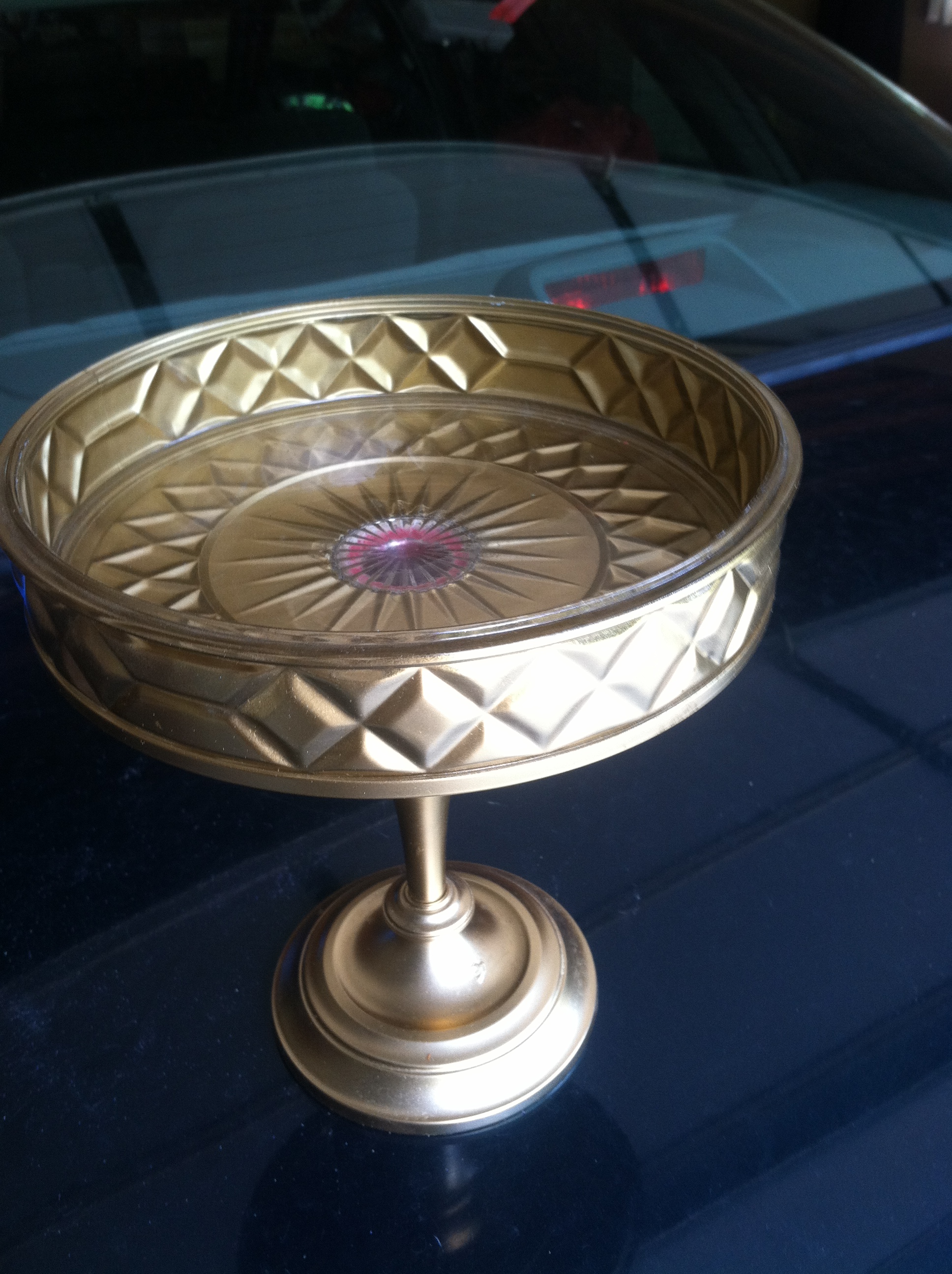 GOLD DIY PEDESTAL BOWL IN VARIOUS STAGES 