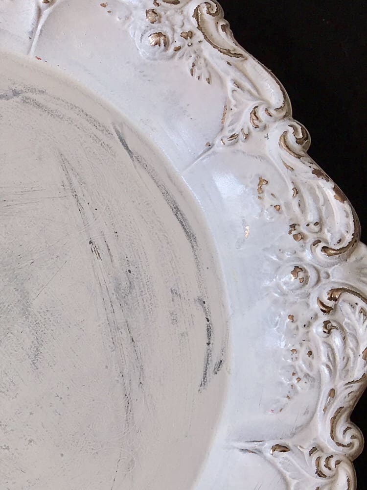 silver tray painted white/DIY