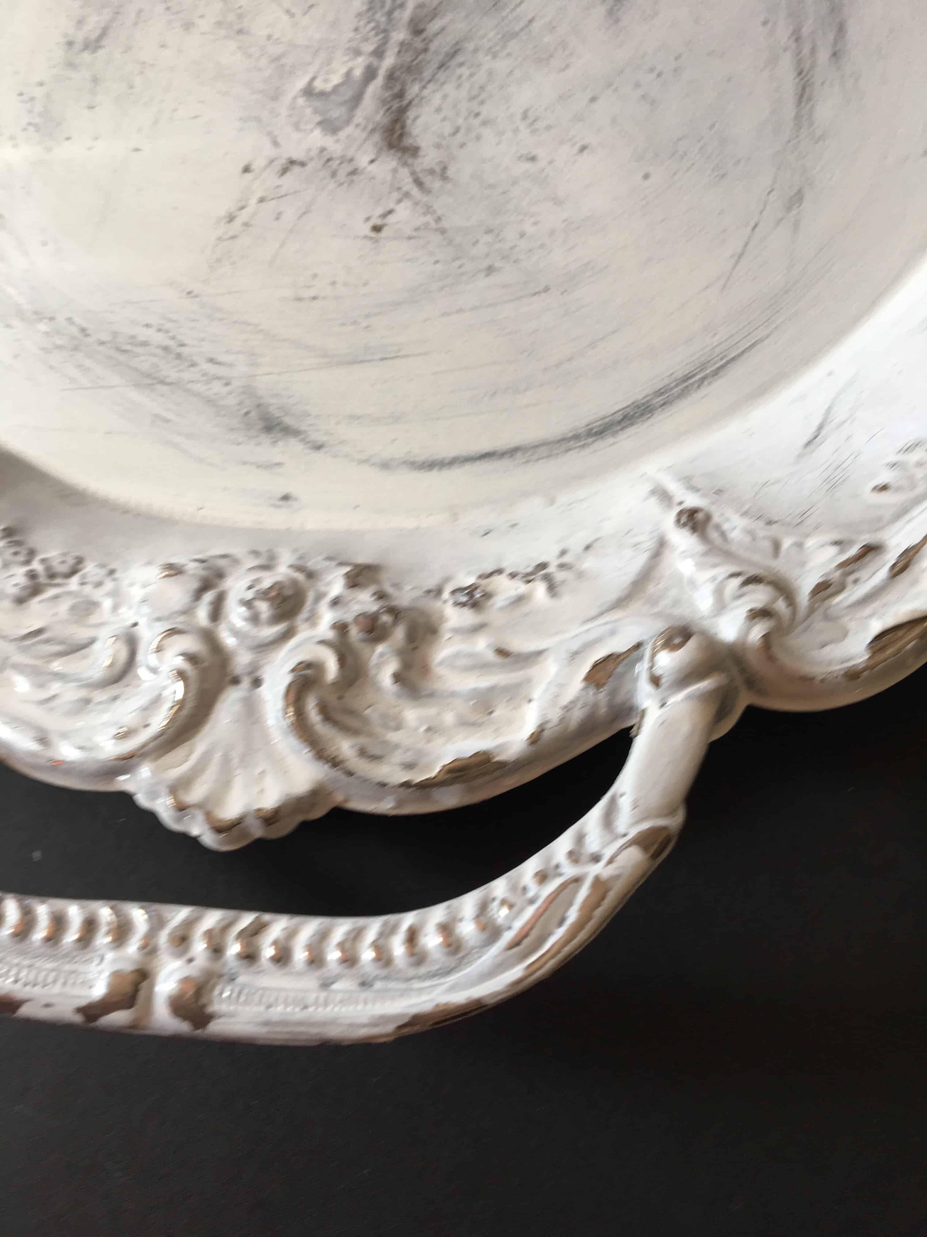 silver tray painted white/DIY