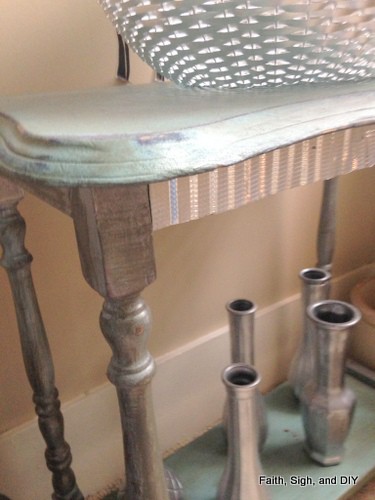 small painted table/DIY