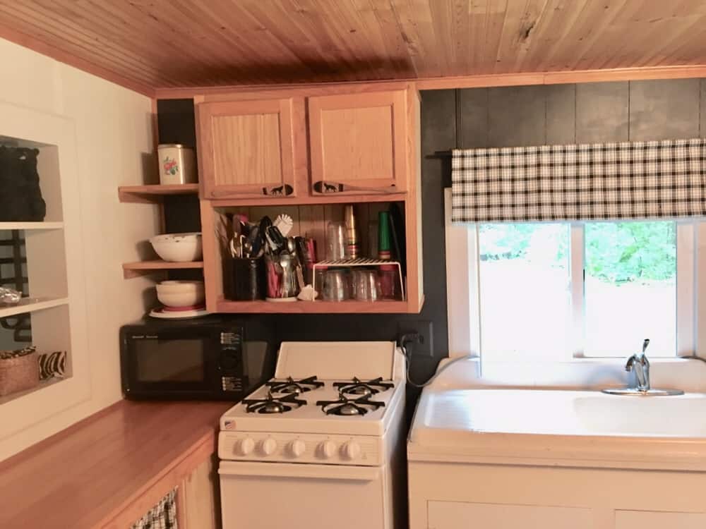 cabin kitchen/DIY