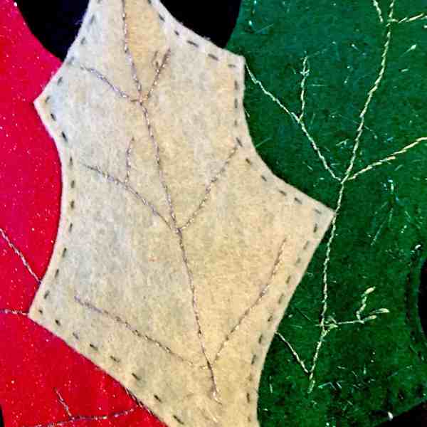 Christmas felt runner /DIY | goodthoughtsgoodlives Christmas felt runner /DIY