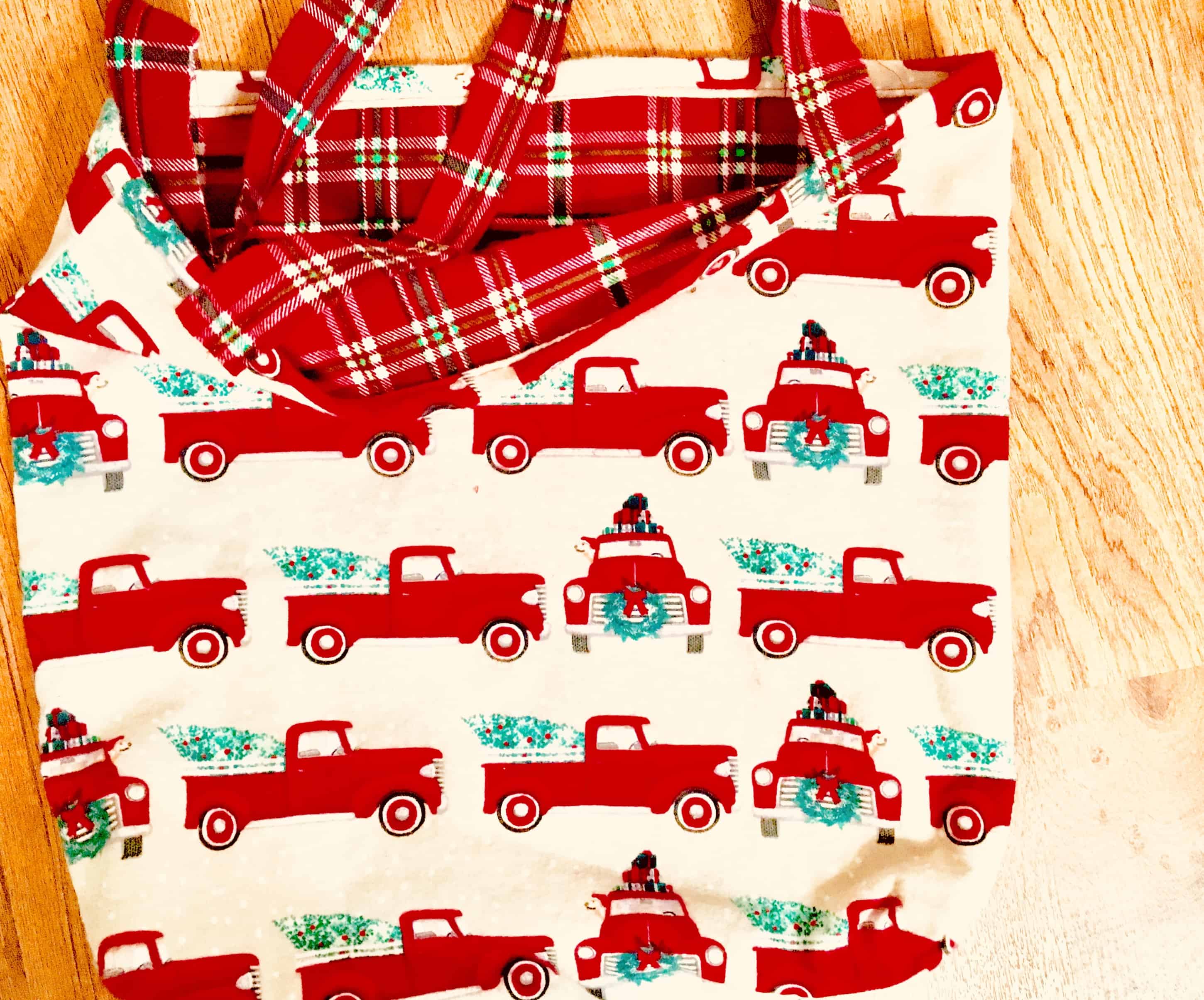 Flannel Christmas bags/DIY