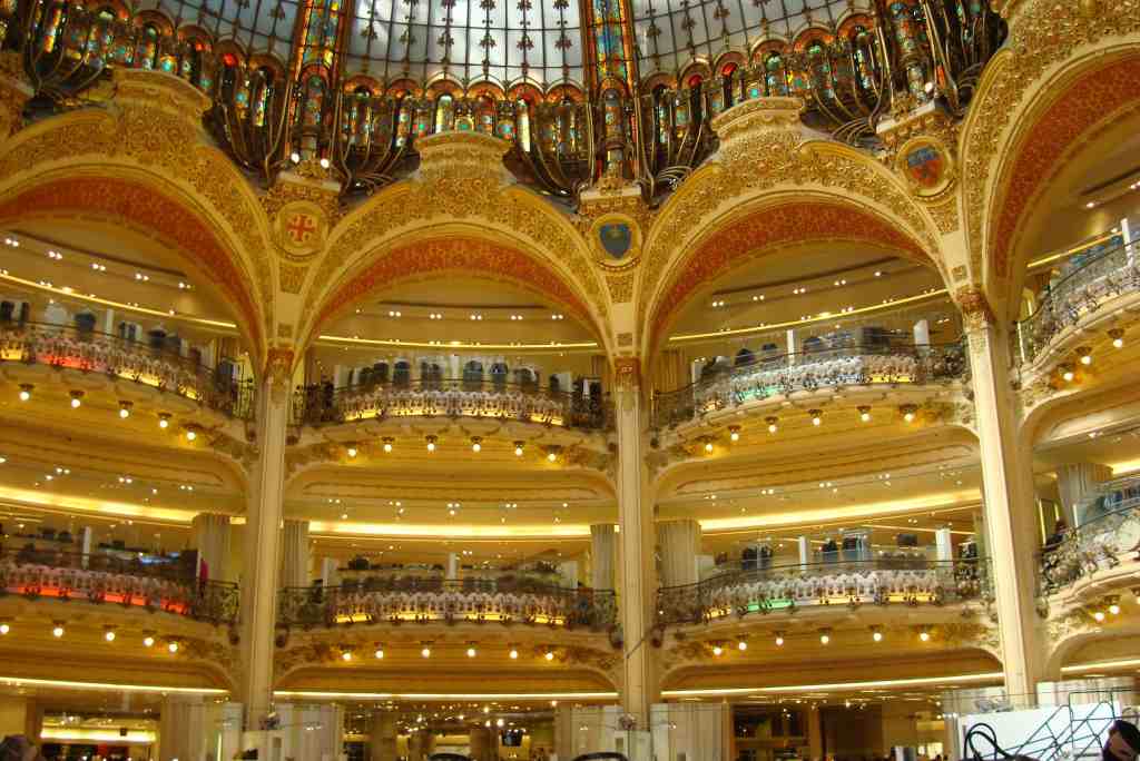 This image has an empty alt attribute; its file name is dsc00230.jpg