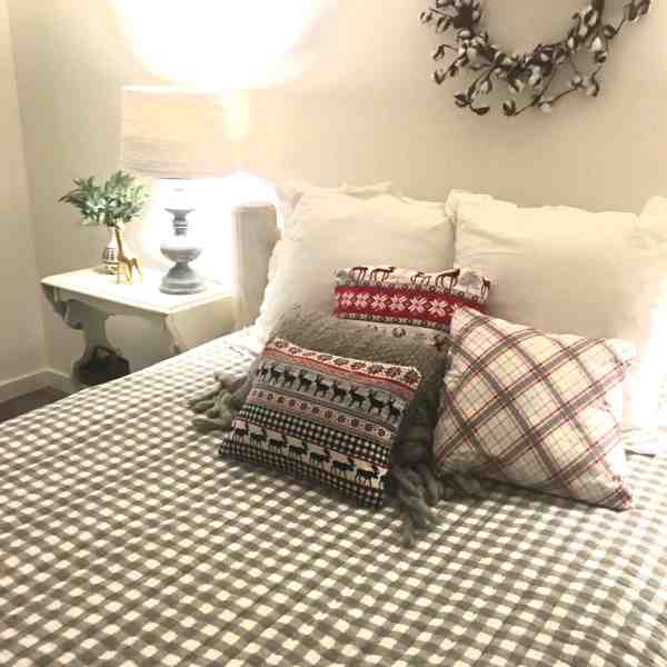 IMG_1317 | goodthoughtsgoodlives pictures of my cabin bedroom/decorating