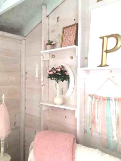 she/shed/opening the cabin