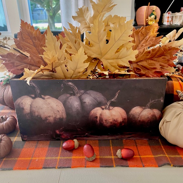 dining room table/fall