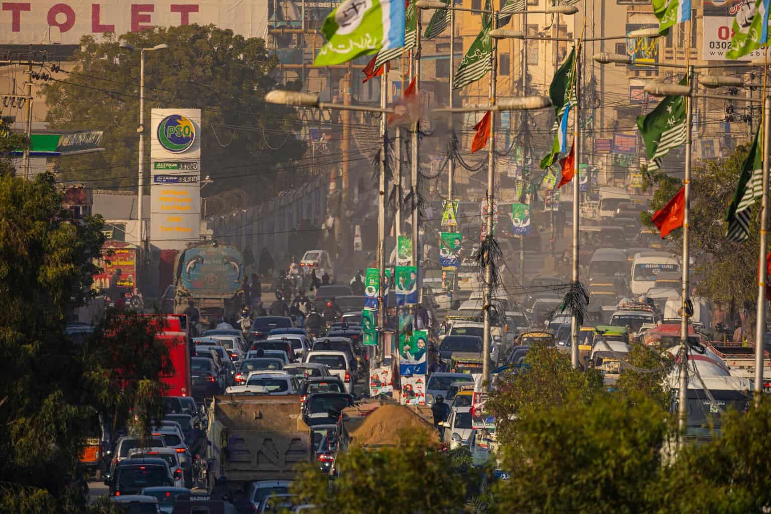 bustling karachi street during rush hour/relationships/noisy minds